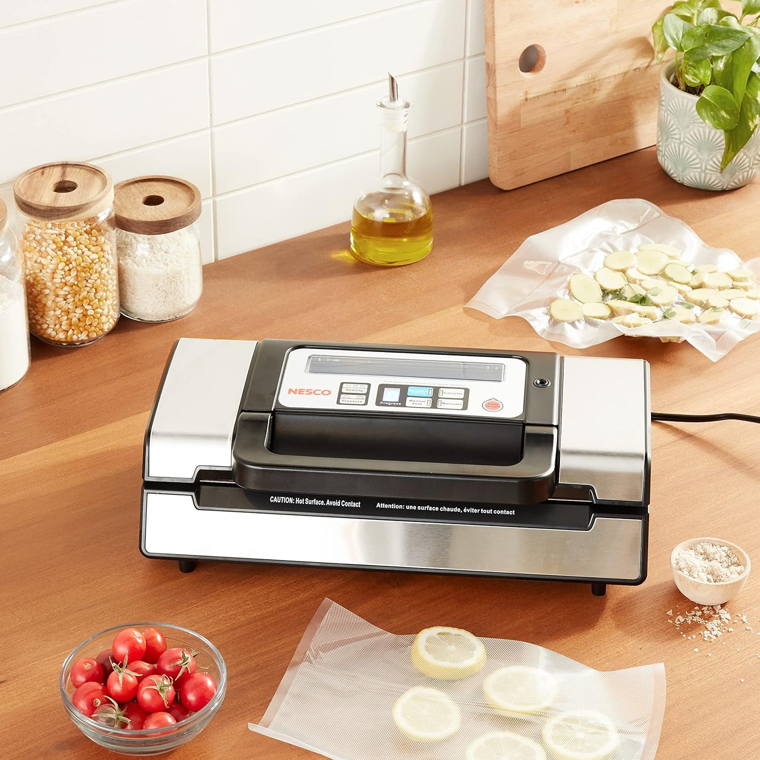 Nesco Deluxe Food VS-12 Vacuum Sealer, 130 Watts, Kit Bags & Viewing Lid, Compact, Silver(Vacuum Sealer)